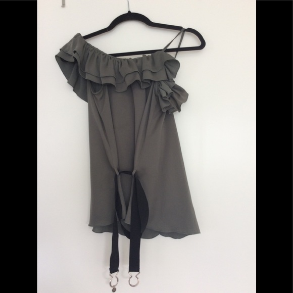 One shoulder ruffle green top - Picture 6 of 8